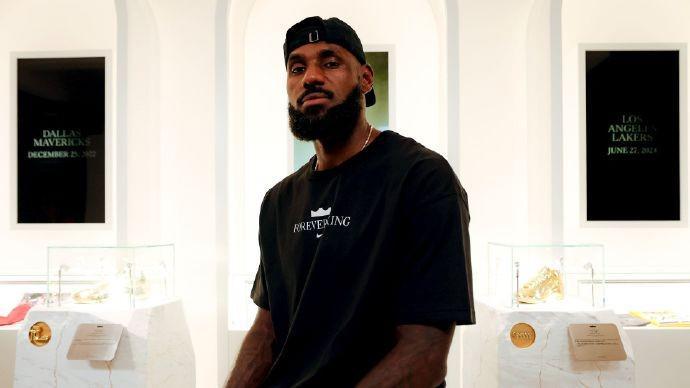 开云权威入口-詹姆斯：中国一直对我很好，这大概不会是我最后一次来中国