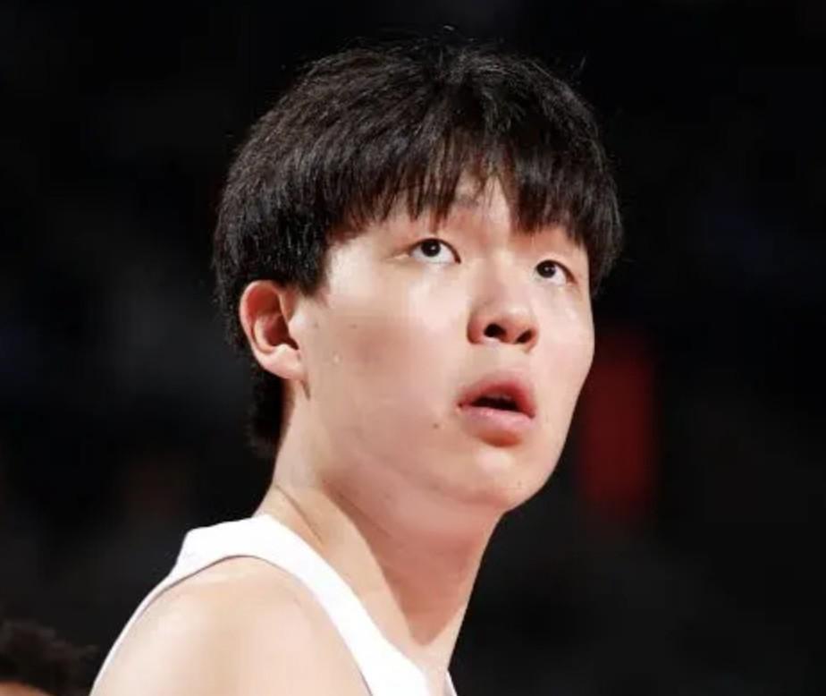 开云中国官网-记者：杨瀚森因伤加之长途返程，今日不出战混音队比赛